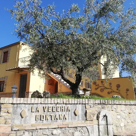 La Vecchia Fontana